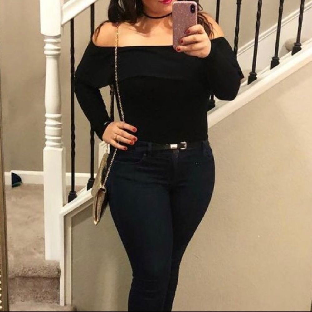 Worn once Forever 21 long sleeve ruffle bodysuit